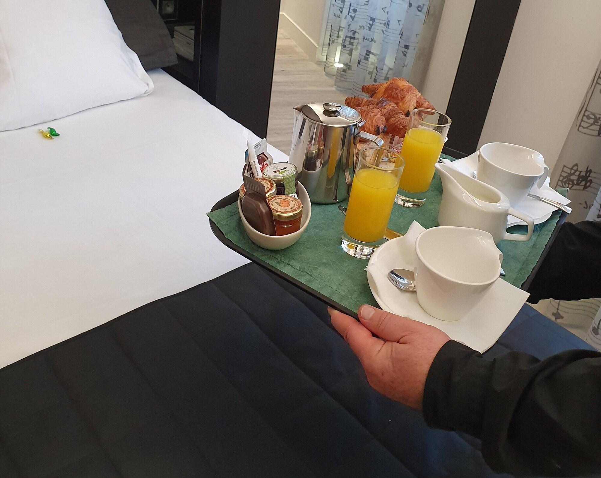 Apostrophe Hotel Paris Bagian luar foto